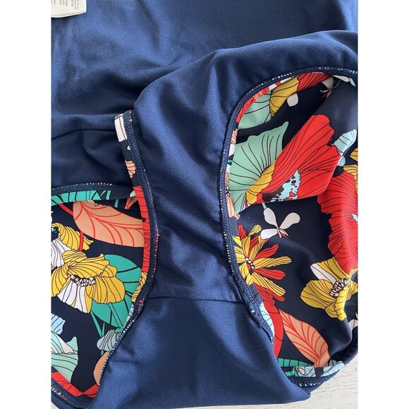 Ellen Tracy Keyhole High Neck One Piece Swimsuit Tropical Floral Size 6 Ruching - Picture 16 of 16